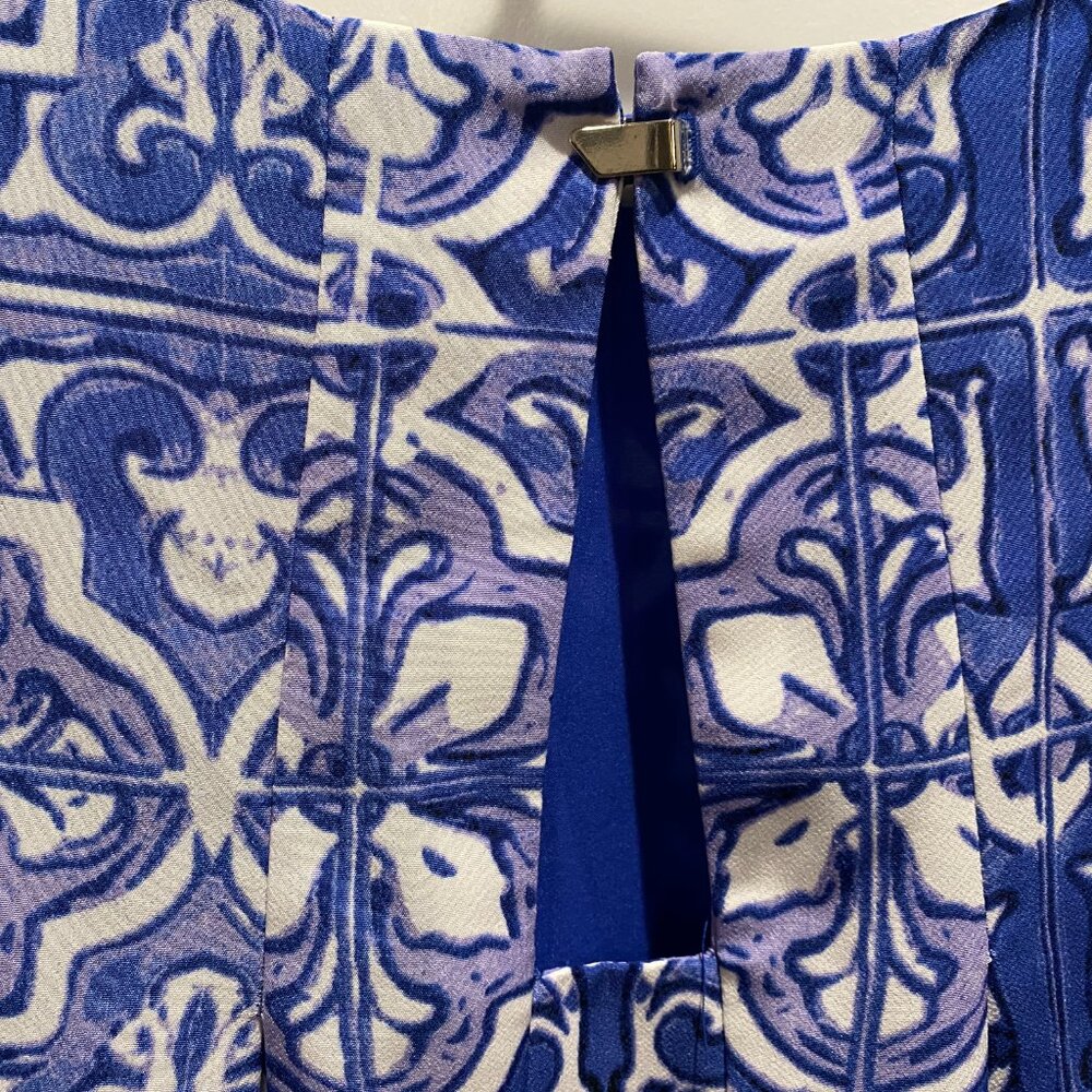 The Limited Blue and White Print Shift Dress Size L - Picture 6 of 9